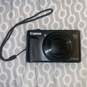 Canon Powershot sx740